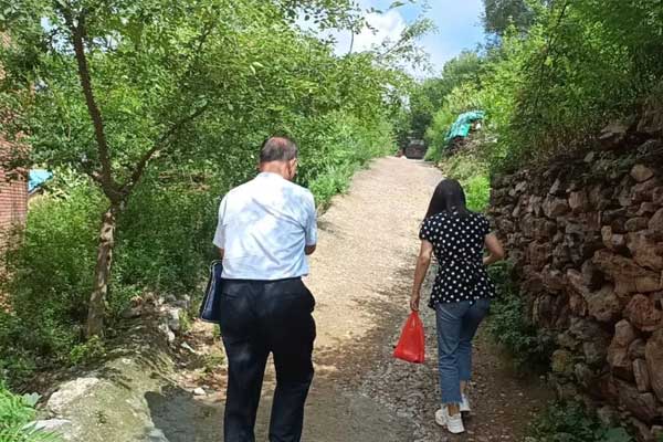 j9��Ϸ������Ա�뻧�߷�